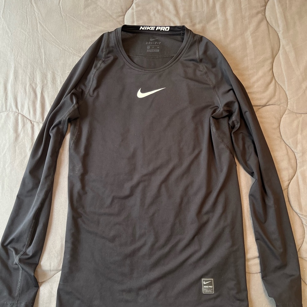 Nike Pro Dri-fit fitted shirt